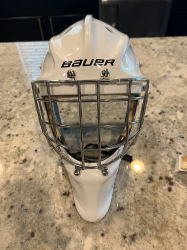 Senior Used M/L Bauer Profile 960XPM Goalie Mask