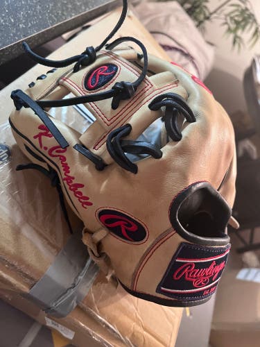 Pitcher's 11.5" Heart of the Hide Baseball Glove