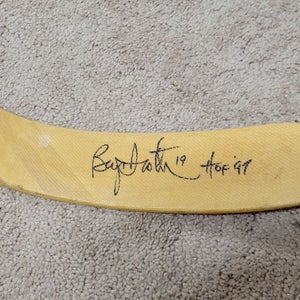 BRYAN TROTTIER 1997 Signed Hall of Fame Induction Model Hockey Stick COA