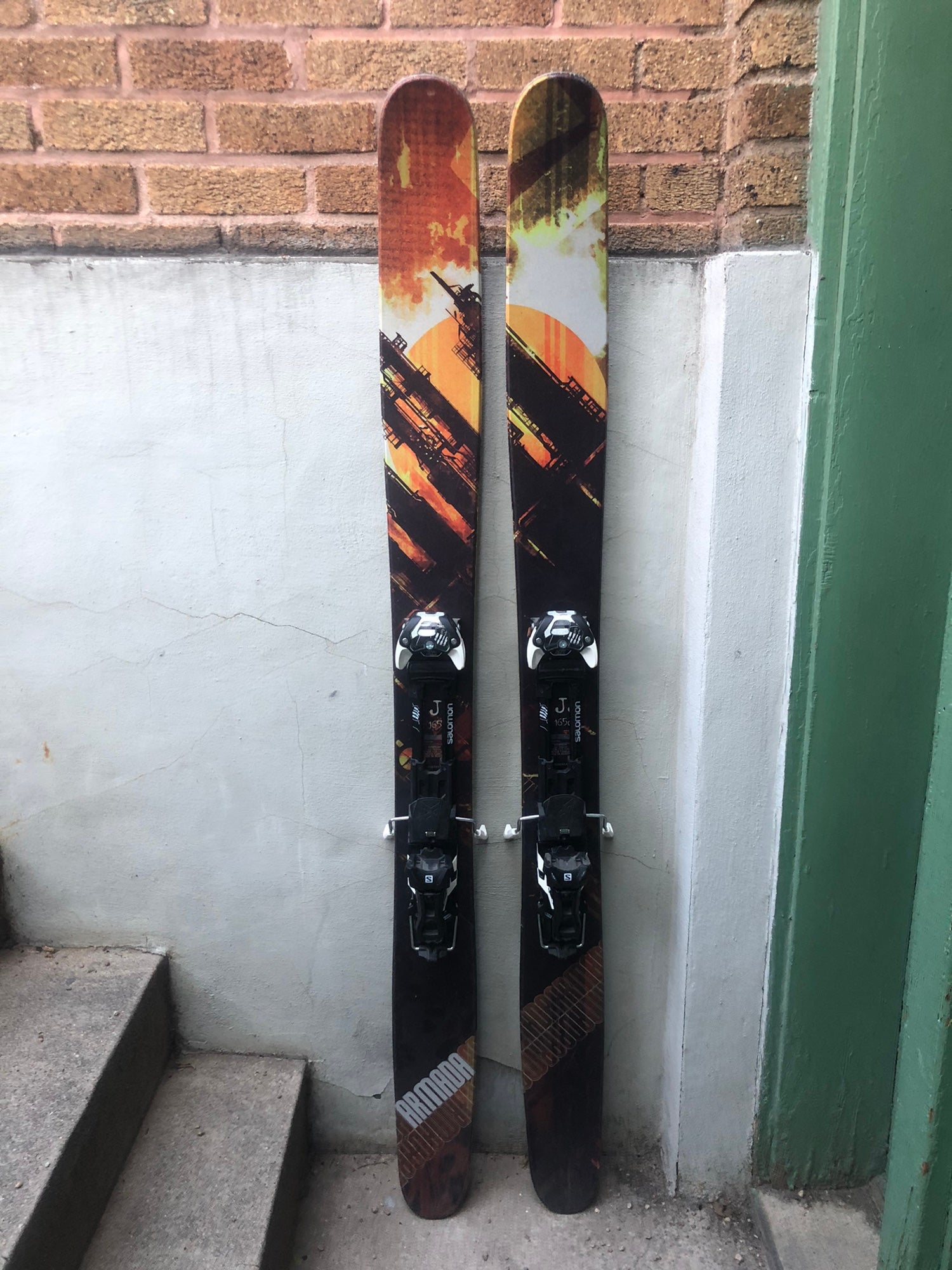 Armada JJ 165cm with Salomon Guardian 13 Bindings | SidelineSwap