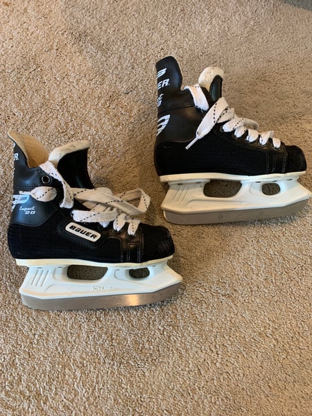 Youth Used Bauer Impact 20 Hockey Skates 11Y