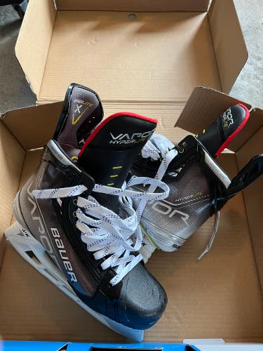 Bauer Hyperlite Fit 2 Hockey Skates 6.5