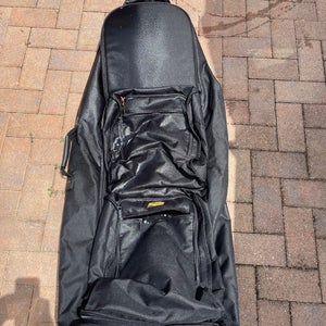 Golf travel bag by Bag boy with wheels