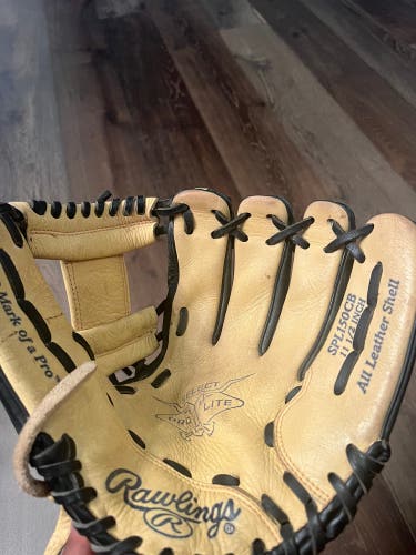 Infield 11.5" Select Pro Lite Baseball Glove