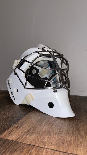 Used Bauer  940 Goalie Mask