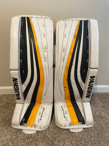 29" Vaughn Ventus SLR Intermediate Goalie Leg Pads