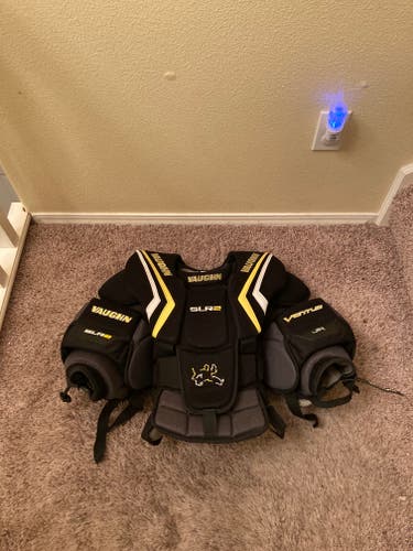 Used Medium Vaughn Ventus SLR2 Goalie Chest Protector