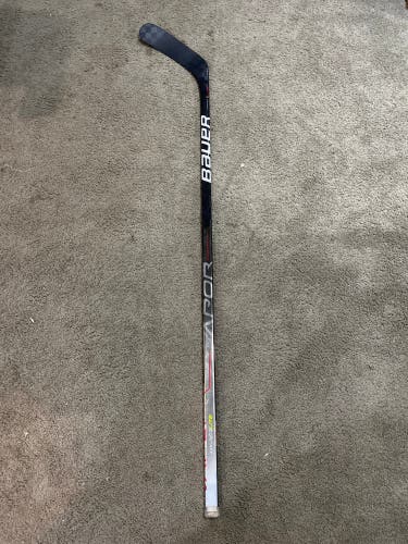 Intermediate Left Hand P92M  Vapor hyper lite Hockey Stick
