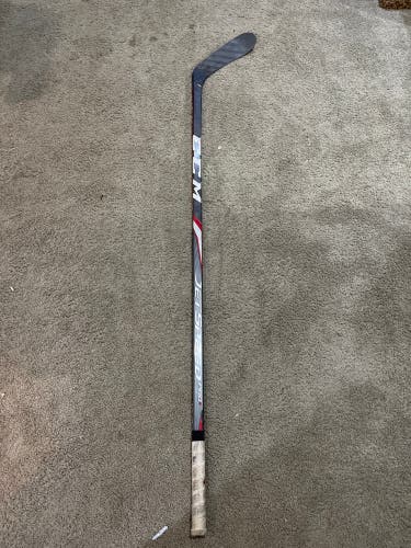 Intermediate Right Handed P28  JetSpeed FT2 Hockey Stick
