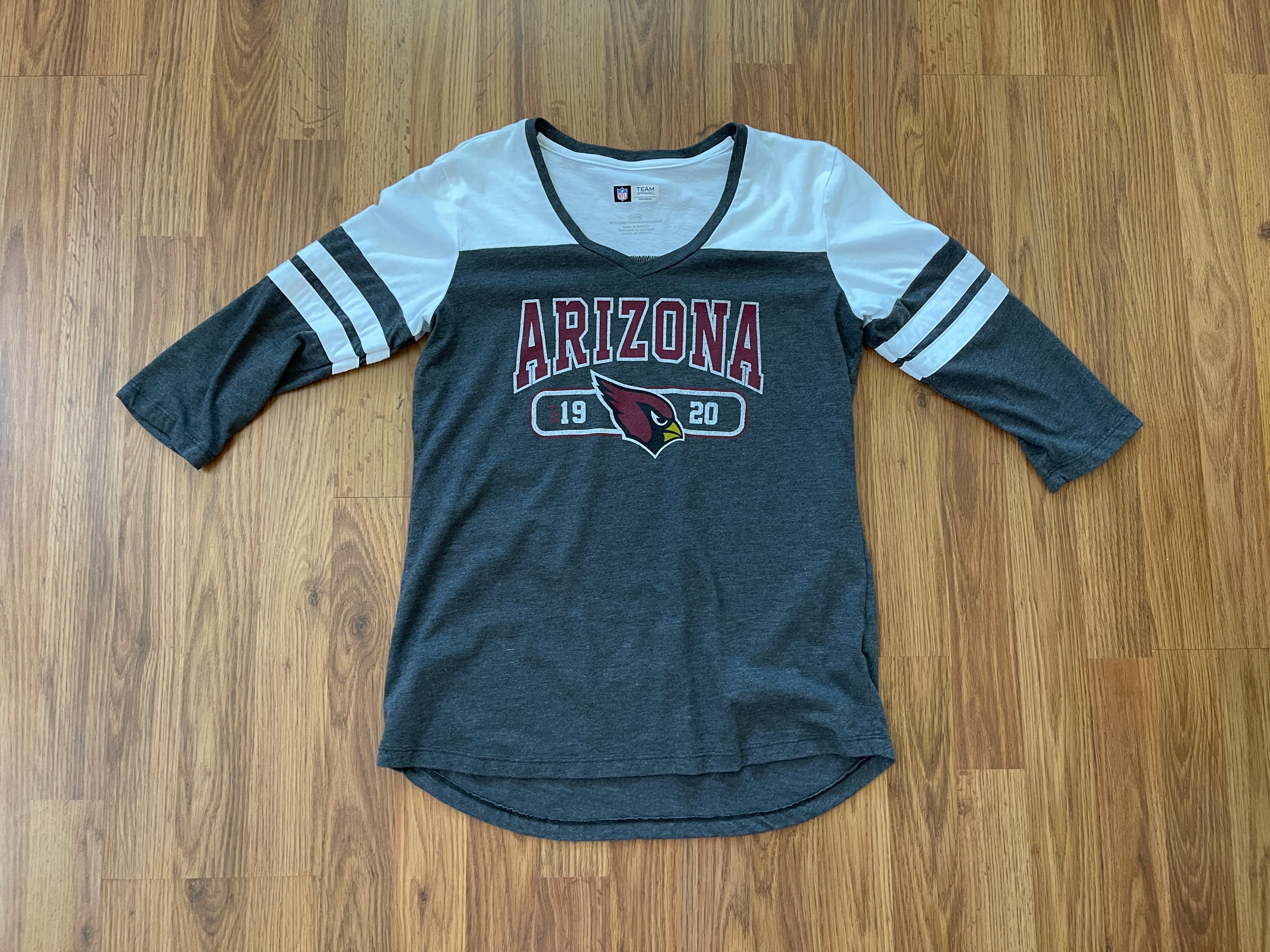 Arizona Cardinals NFL FOOTBALL SUPER AWESOME Women's Cut Size Small Jersey  Shirt