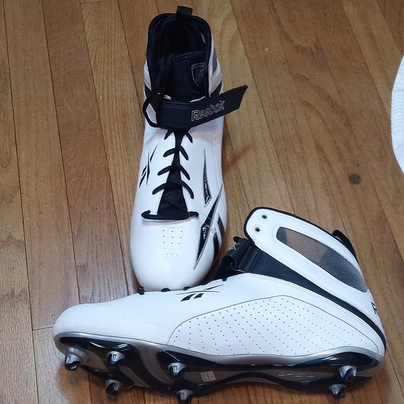 enero Estricto altavoz NEW REEBOK NFL EQUIPMENT FOOTBALL CLEATS MENS 17 HIGH TOP SPIKES SHOES  WHITE BLK | SidelineSwap