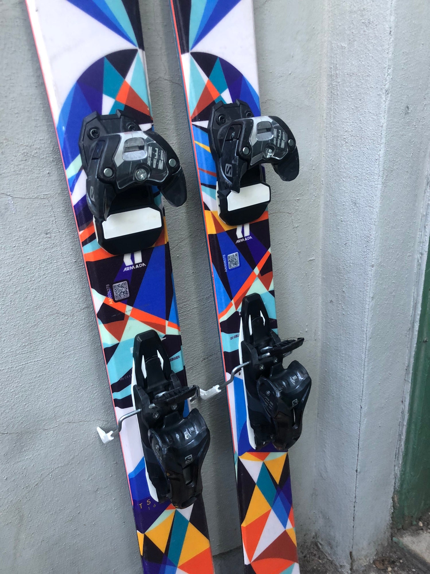 Armada TSTw 165cm with Salomon Warden 11 Bindings SidelineSwap