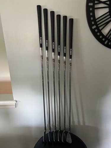 MENS Used Ping Right Handed i3 + Iron Set, Black Dot, Regular Flex 6 Pieces Steel Shaft
