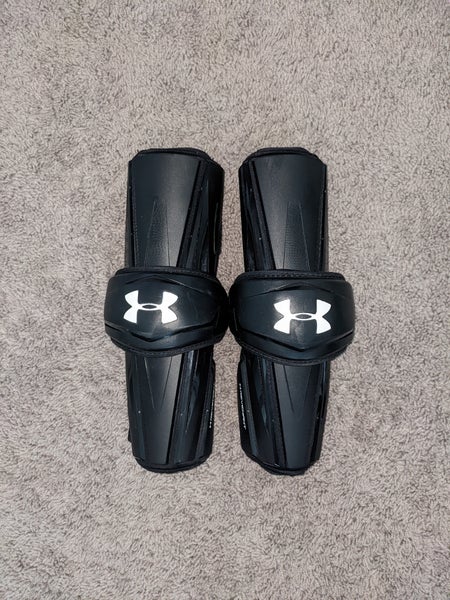 Under Armour Revenant Arm Guards