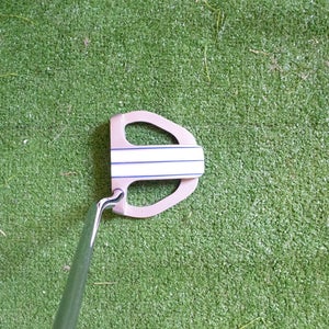 Odyssey Divine Line Marxman Putter