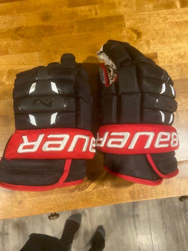 Bauer 15"  Nexus 2N Gloves