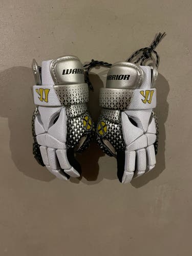 Warrior lacrosse gloves