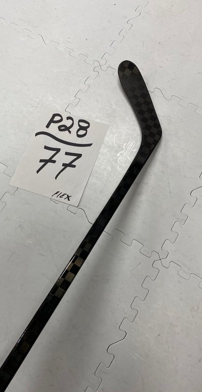 Senior(1x)Left P28 77 Flex PROBLACKSTOCK Pro Stock Hockey Stick