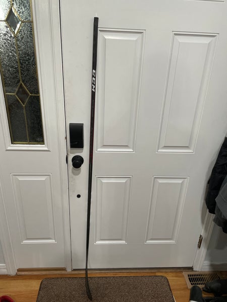 Senior Right Handed P28 Jetspeed FT3 Hockey Stick