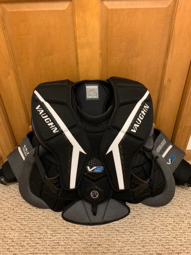 New Large Vaughn Pro Stock Velocity V9 Pro Goalie Chest Protector