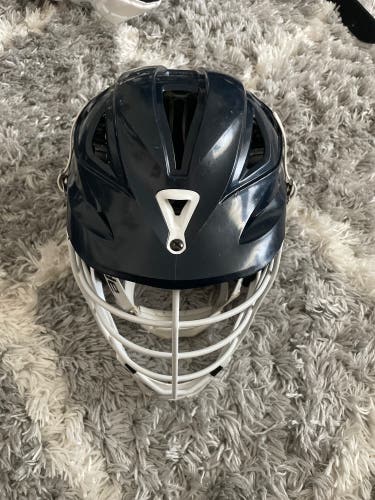 Player's Cascade R Helmet