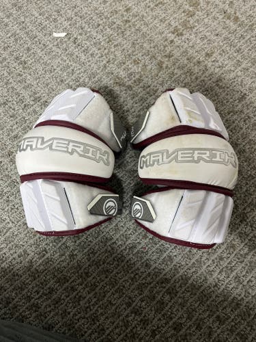 White/Maroon Large Maverik Max Arm Pads