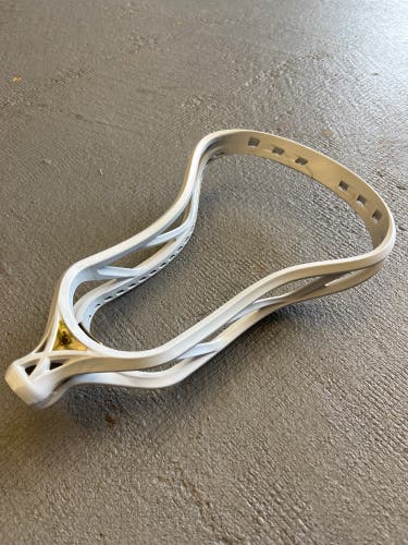New Unstrung Mirage 2.0 Graphene Head