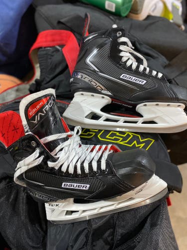 New Bauer Extra Wide Width Size 11 Vapor X Select Hockey Skates