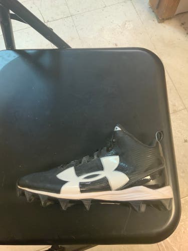 Men's Size 4.5 (Women's 5.5) Under Armour