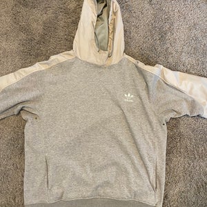 XL Adidas Hoodie/Pullover