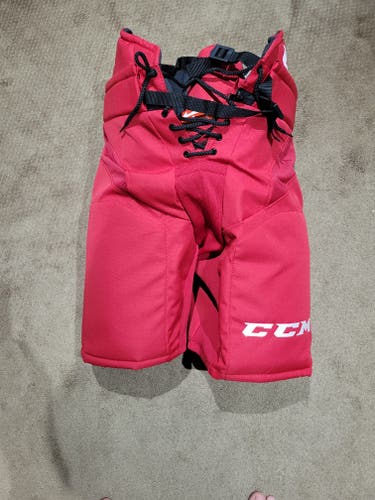 Senior Medium CCM hp31 Hockey Pants Pro Stock