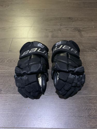 Used Bauer 13"  Supreme 2S Pro Gloves