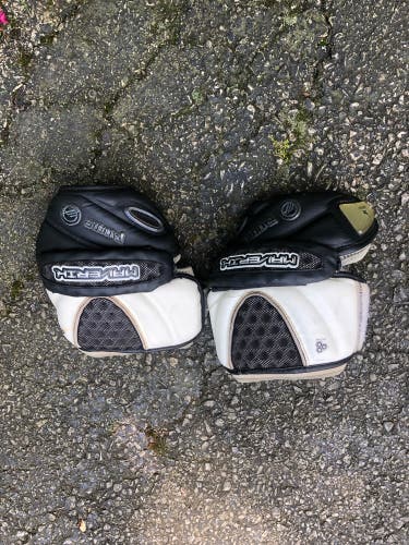 Maverick Rome Elbow Caps