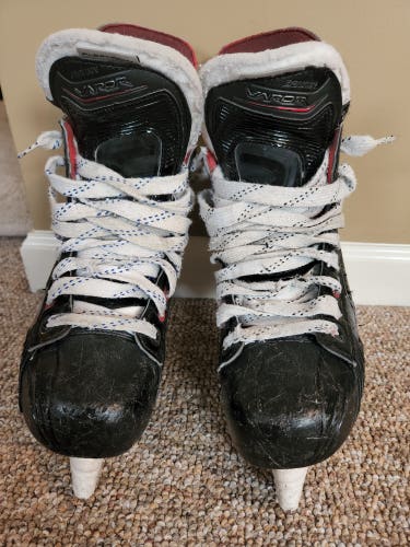 Bauer Vapor X900 Hockey Skates Size 5.5