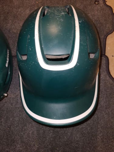 Used 7 1/8 - 7 1/4 Easton Z5 2.0 Batting Helmet