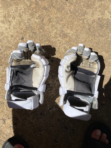 Used Player's Nike 12" Vapor Lacrosse Gloves