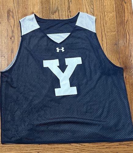 Yale Lacrosse Pinnie