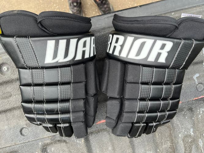 Excellent condition KHL warrior franchise 14”