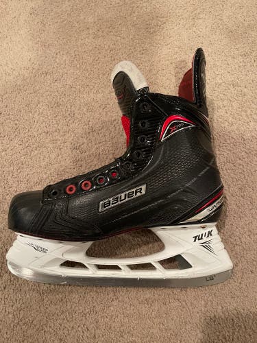 Used Bauer Extra Wide Width Size 9.5 Vapor X700 Hockey Skates