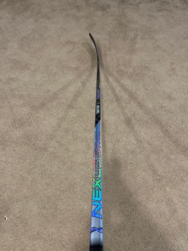 Senior Right Handed P88 Pro Stock Nexus Sync Hockey Stick