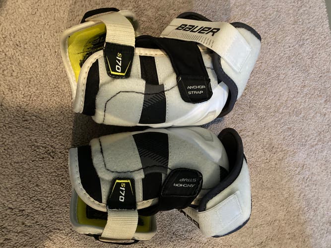Used Large Bauer  Supreme S170 Elbow Pads