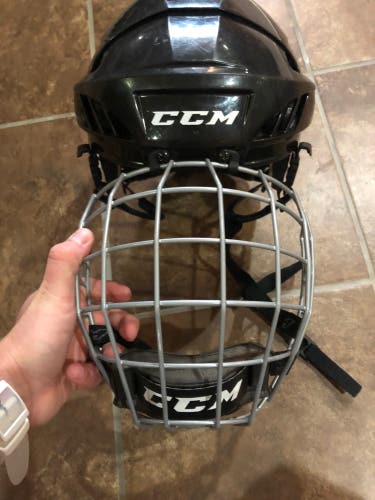 Used Large CCM FL80 Helmet Combo