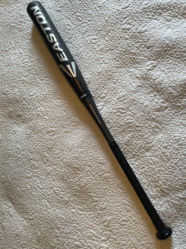 Easton Mako Beast 31 inch, 18 oz. (-12) USSSA 1.15 BPF 2 1/4 diameter Bat