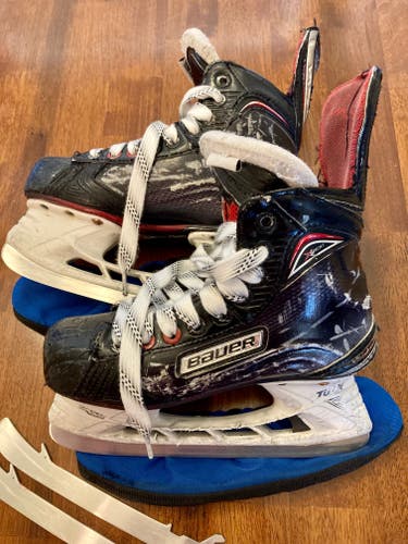 Bauer Vapor X800 Hockey Skates Size 2