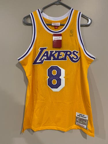 Kobe Bryant jersey