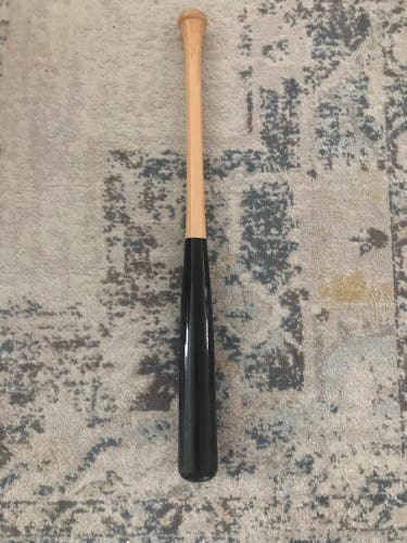 Marucci wood bat