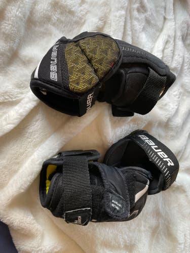 Used Large Bauer Supreme ignite pro Elbow Pads