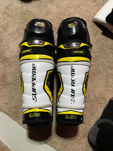 Bauer  Supreme 2S Pro Shin Pads