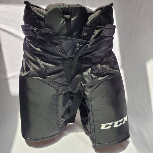 Medium CCM HP35 Pro Stock Hockey Pants Black