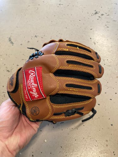 Like new Rawlings 10 inch glove